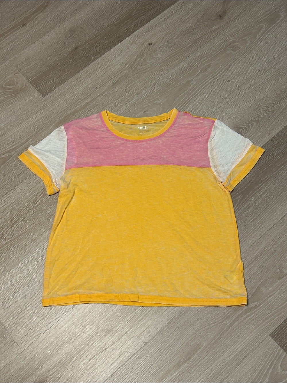 True Craft Vintage Inspired Short Sleeve Colorblock Short Sleeve Tee Sz Medium